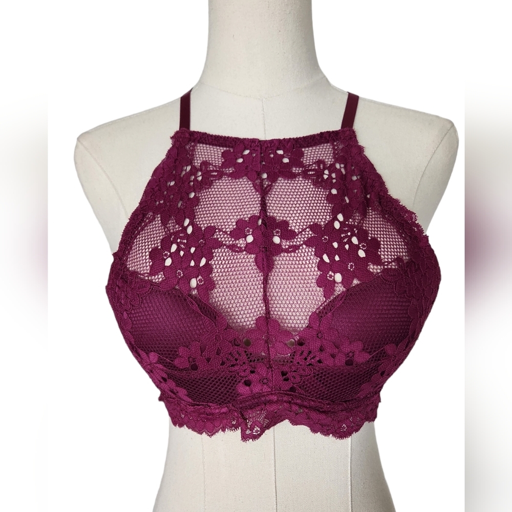 NWOT Yandy Burgundy high neck lace bra